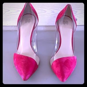 Classic pointed toe & clear lucite panel heels